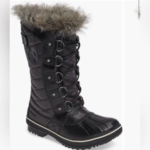 Sorel Tofino II Boots